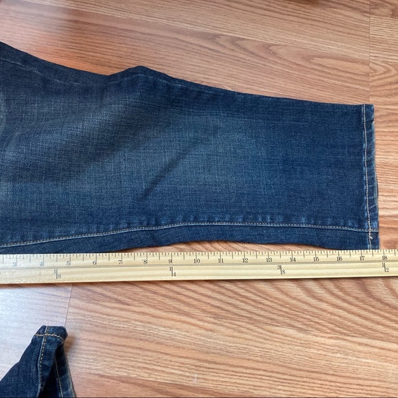 Jacob Connection Capris - Picture 6 of 6